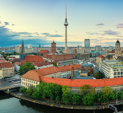 AdobeStock_448897732_BLN